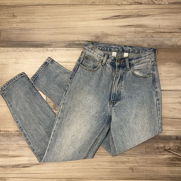 Brandy Melville Denim - NWOT Brandy Melville Jeans